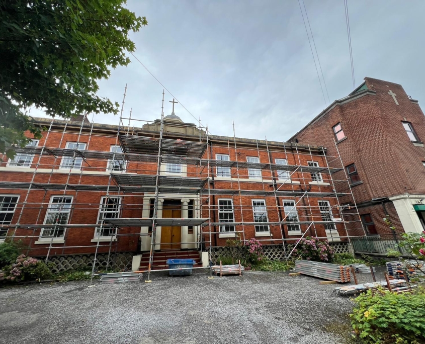 Heritage Scaffolding providing safe working spaces for roof & restoration work.